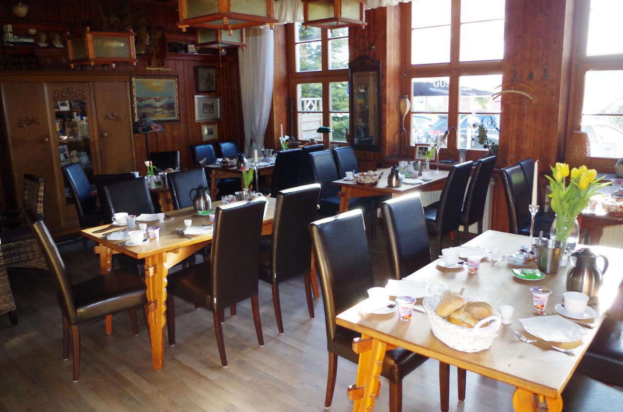 Pension&Restaurant Alte Schule Kluis Extérieur photo